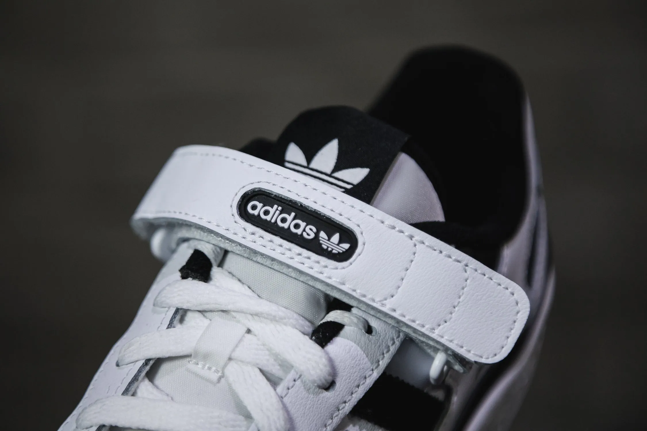 adidas Forum Low