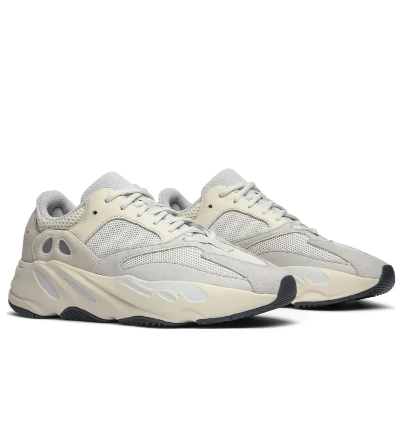 Adidas Yeezy 700 Analogue