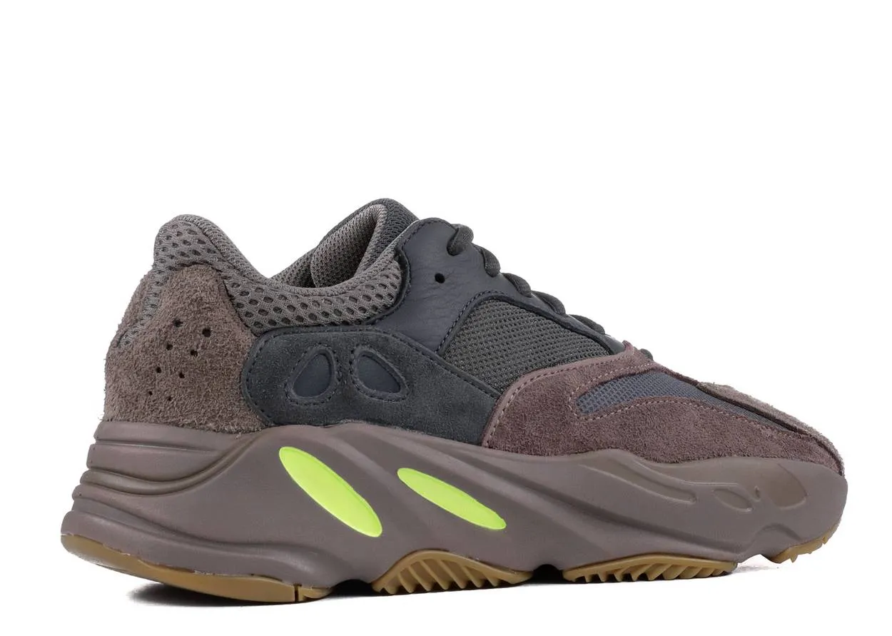 Adidas Yeezy 700 Mauve