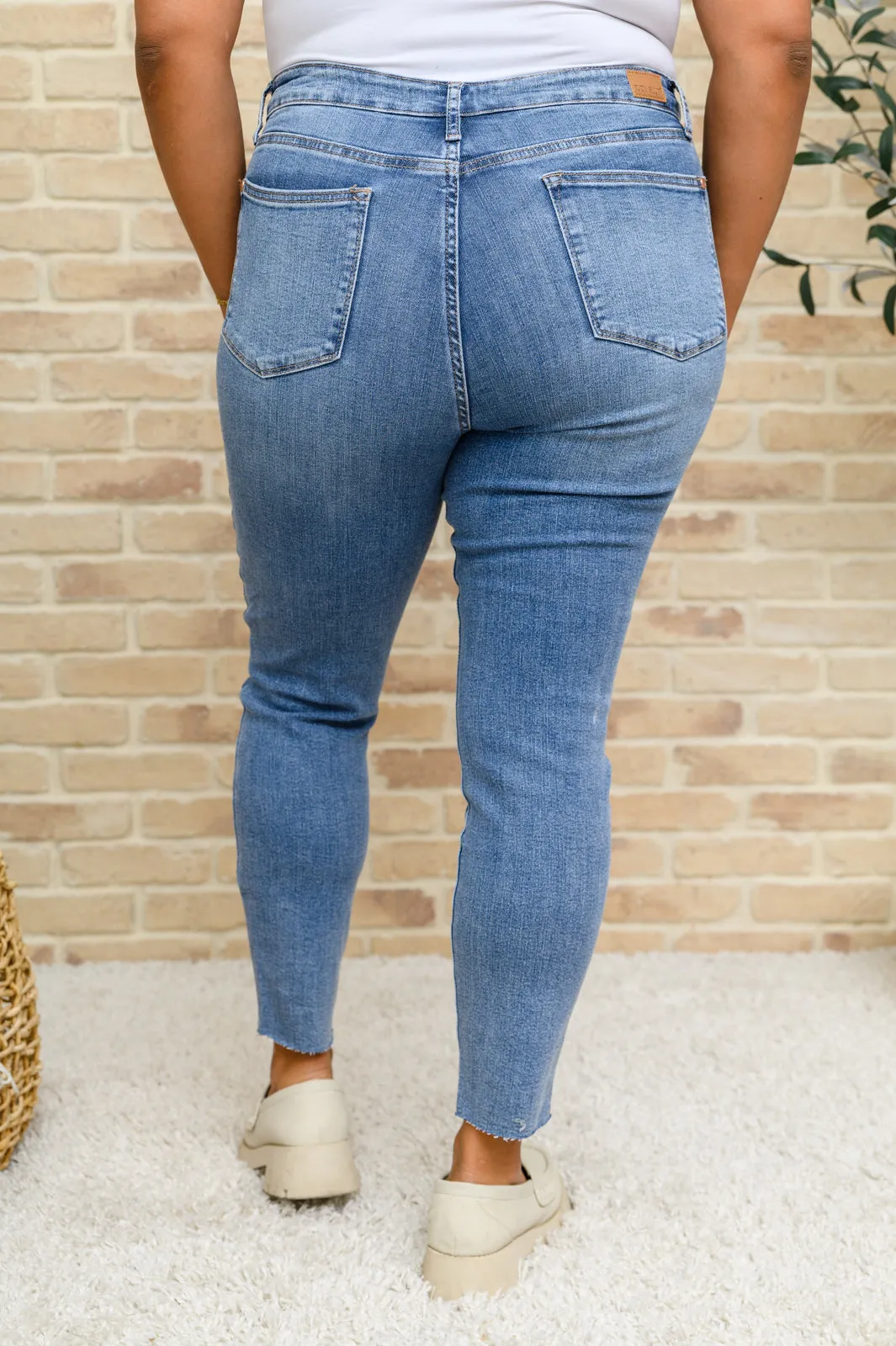 Becca Hi-Waisted Embroidered Pocket Relaxed Jeans-- Use the code SPRINGJB for 20% off!