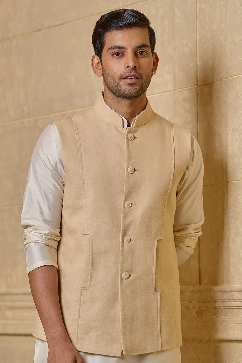 Cream Single Bundi With Inseam Pocket Detail