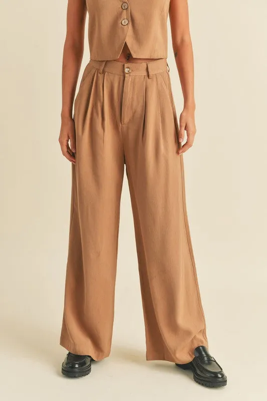 Gabrielle Wideleg Trousers