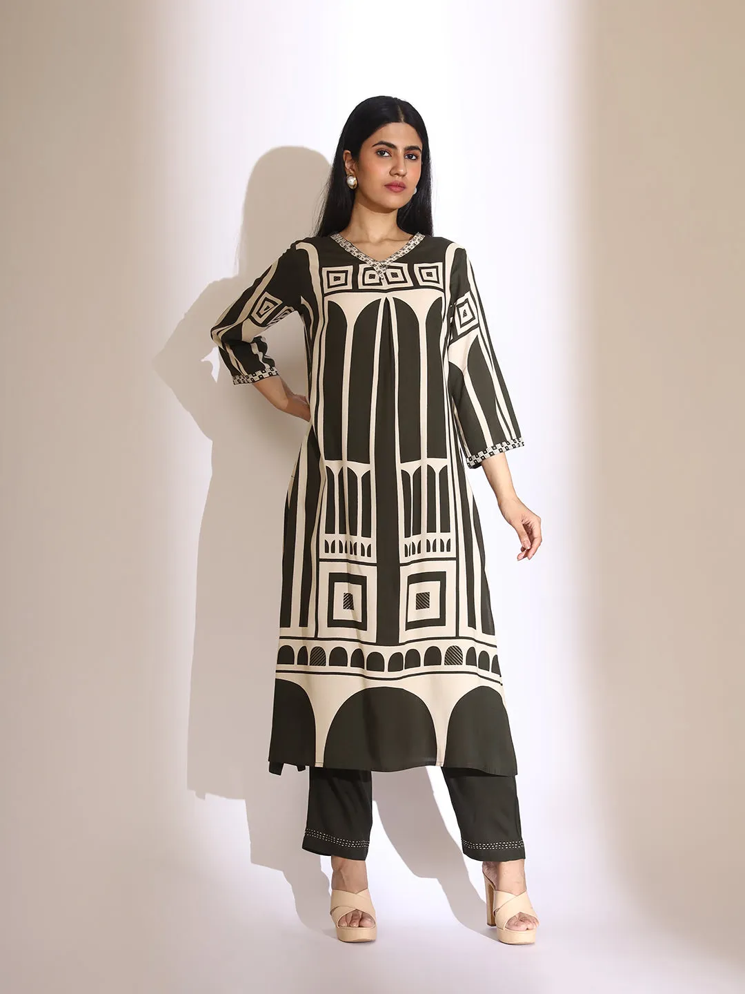 ISHIN Women Geometric Quirky Printed A- Line Kurta & Trouser with Embroidered Hem