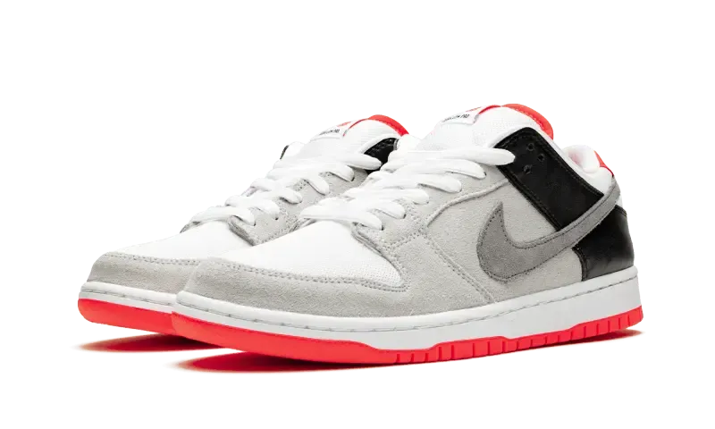 Nike SB Dunk Low Infrared