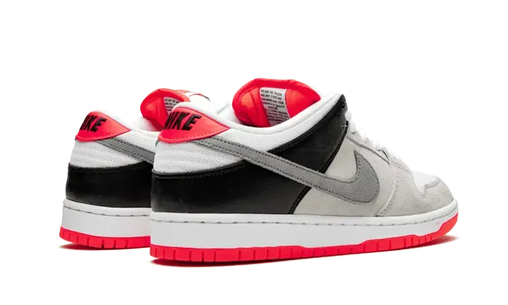 Nike SB Dunk Low Infrared