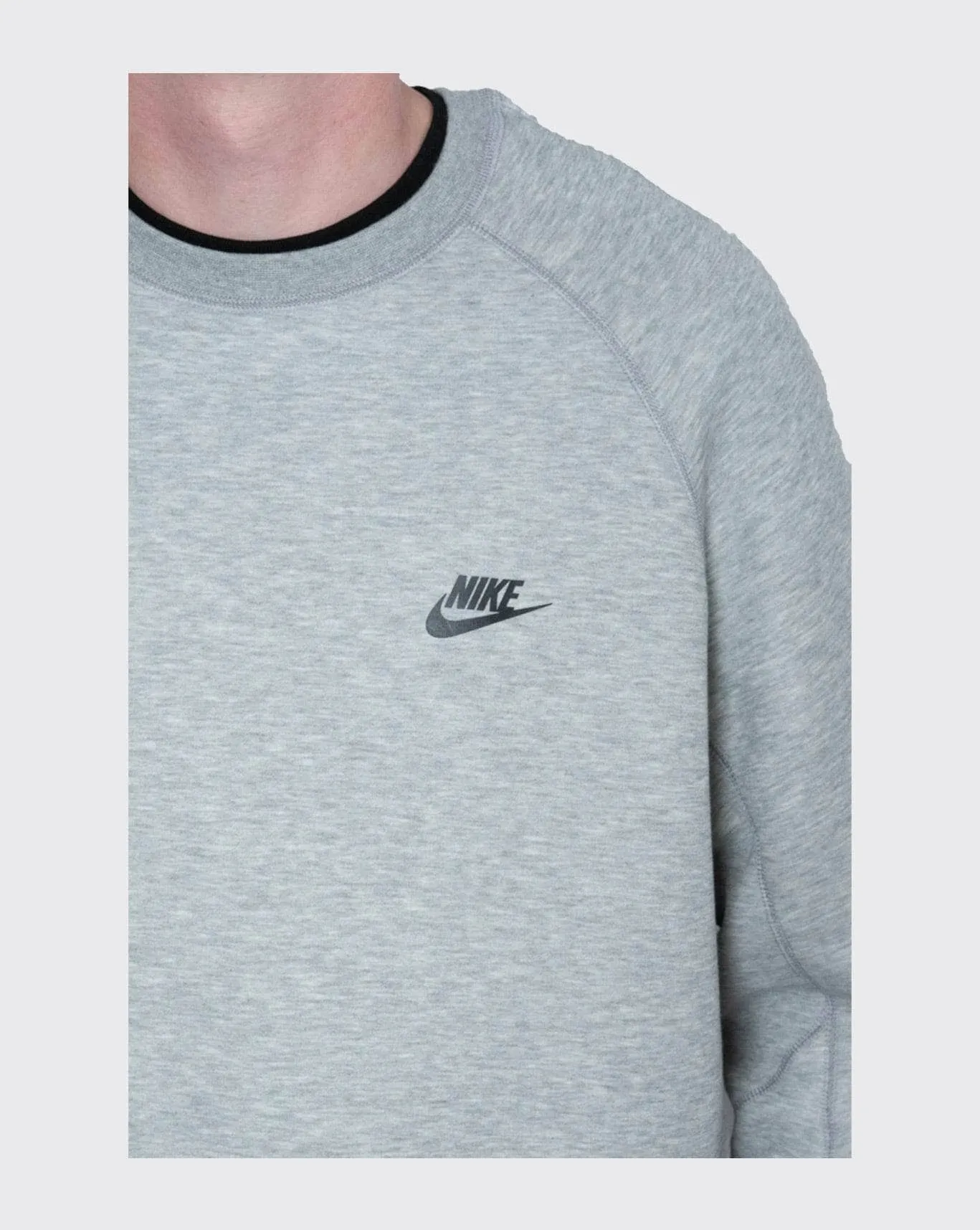 nike tech fleece crew