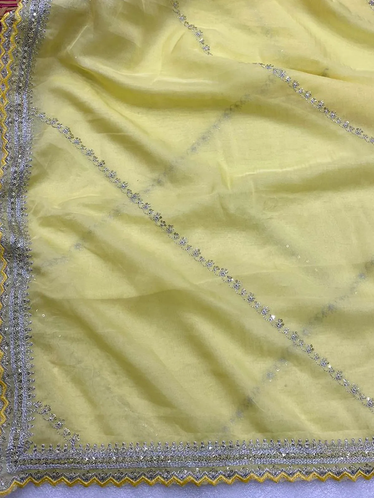 Odette Women Yellow Organza Embroidered Saree With Unstitched Blouse