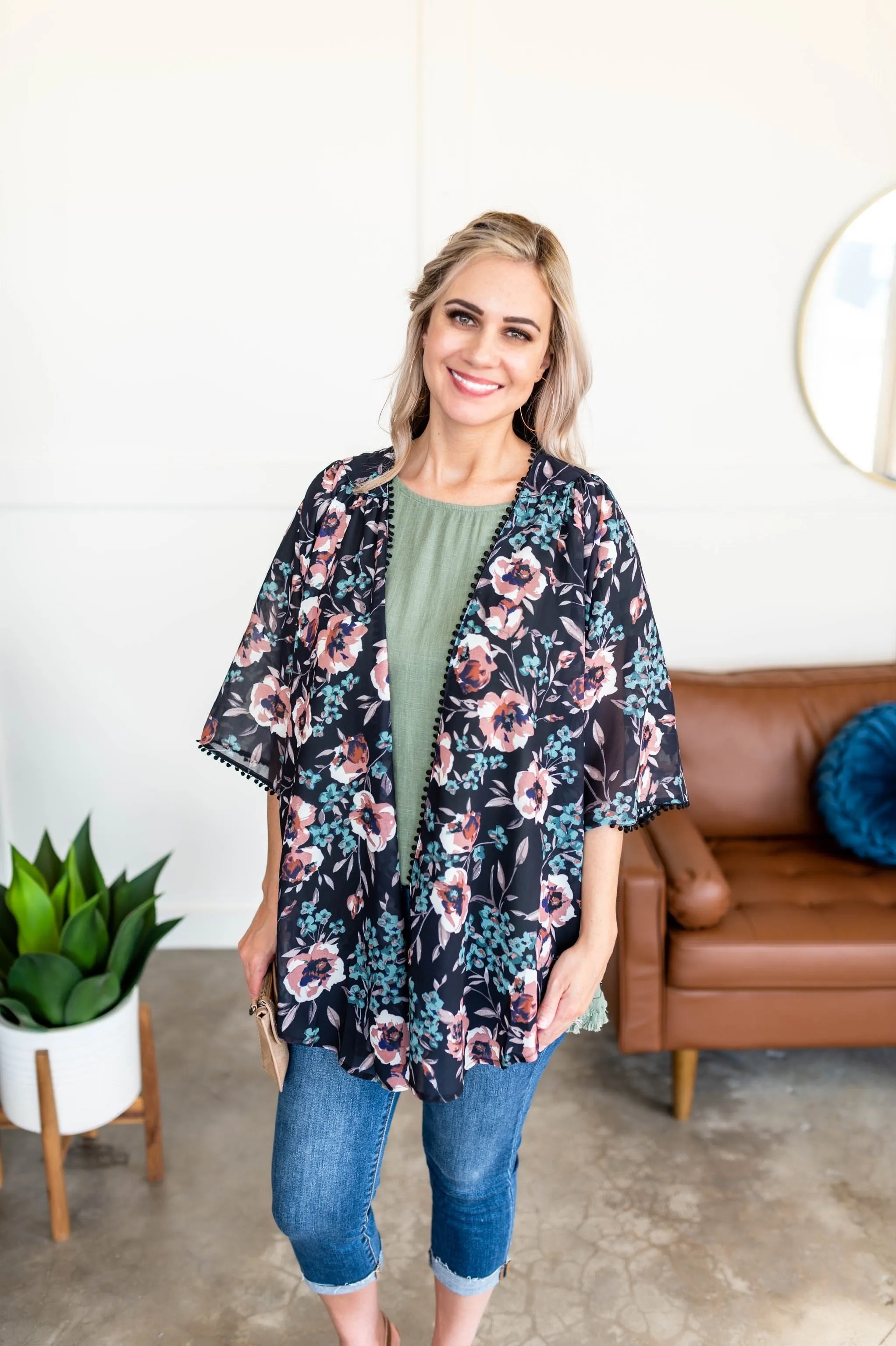 *Size S: Bet On The Dark Horse Floral Kimono