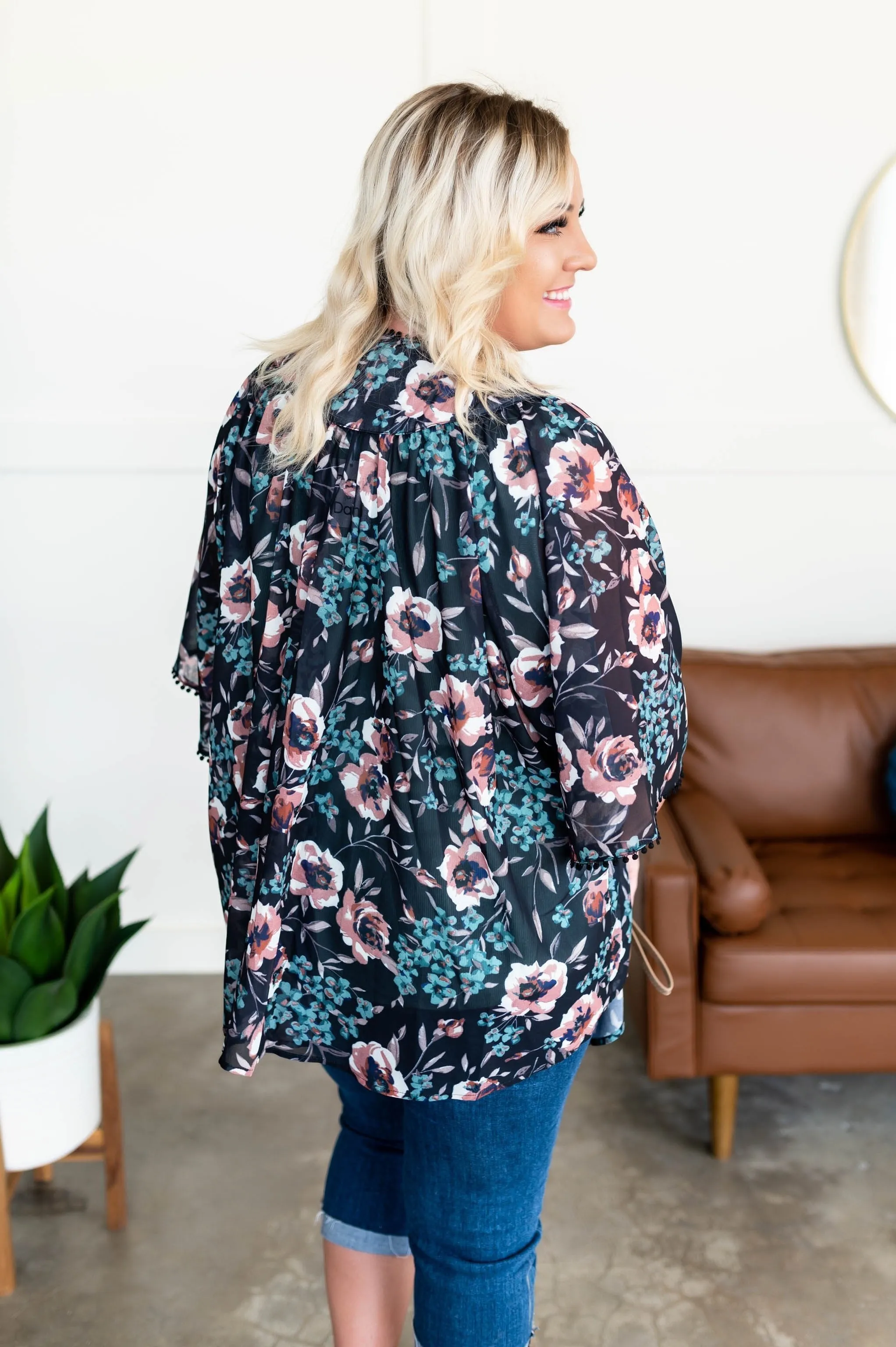 *Size S: Bet On The Dark Horse Floral Kimono